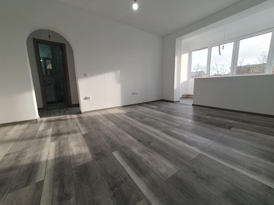 Apartament 2 camere,  strada. Libertății nr 5