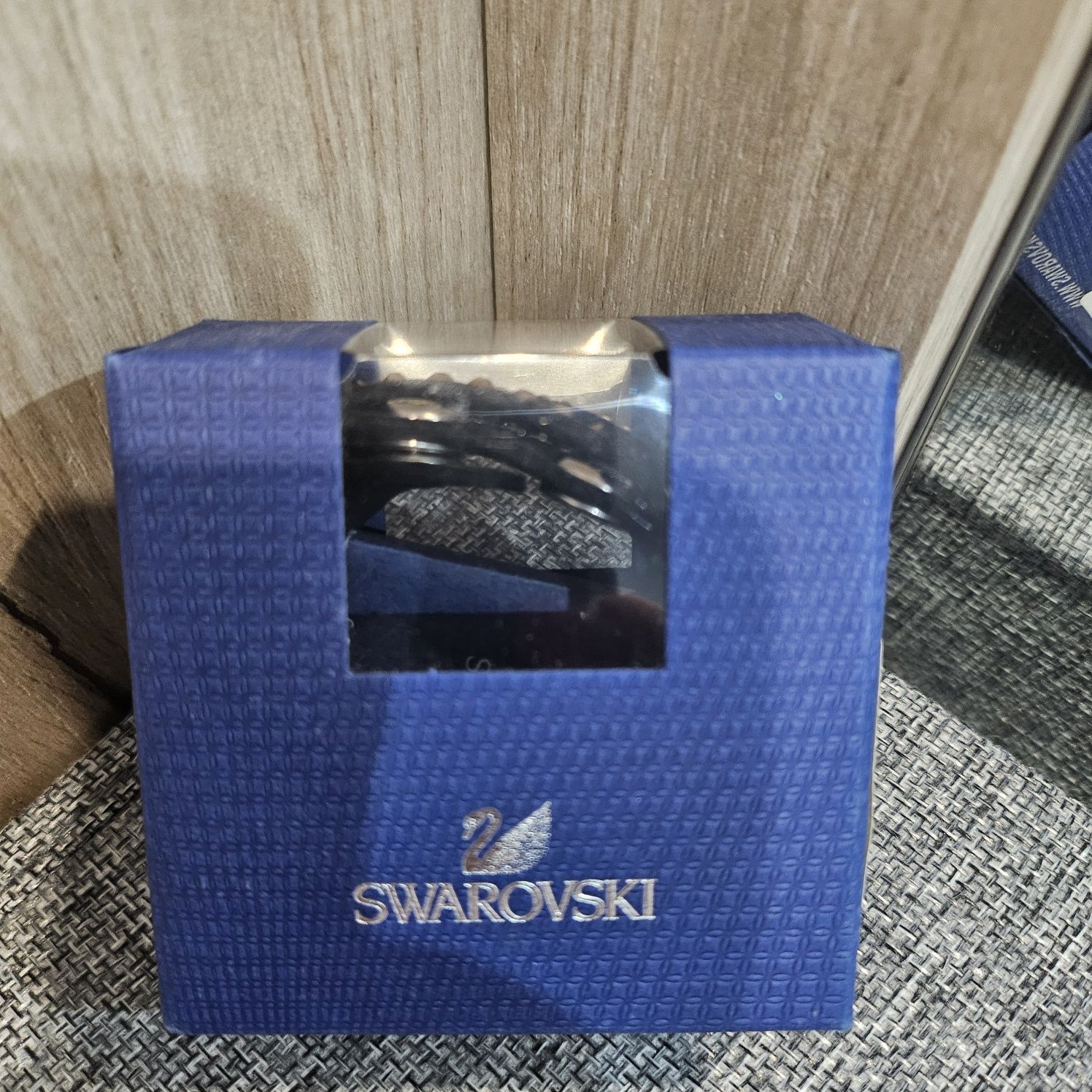 Гривна Swarovski розово злато