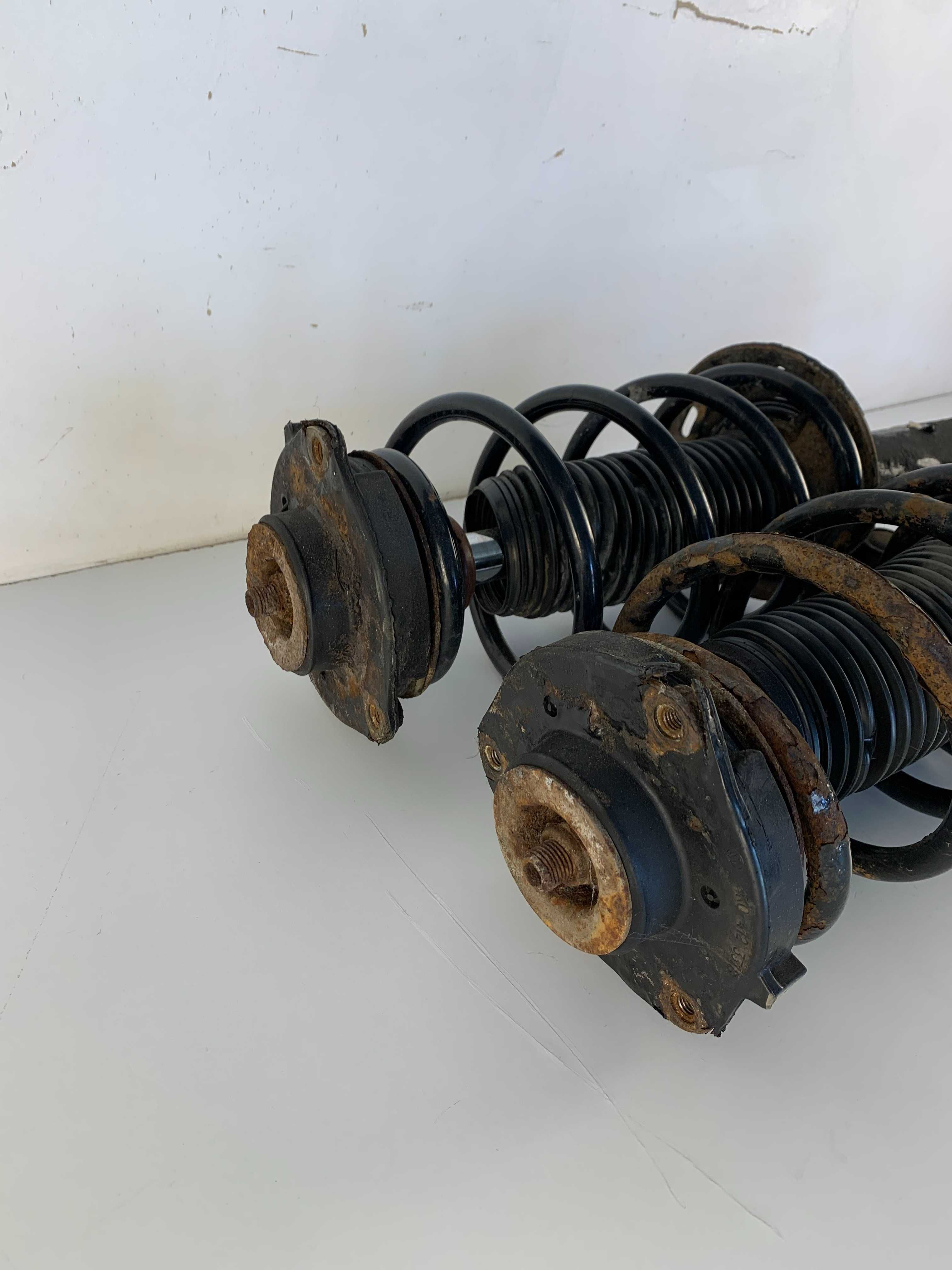 Предни макферсони Seat Altea (04-09)г. 1.9 TDI