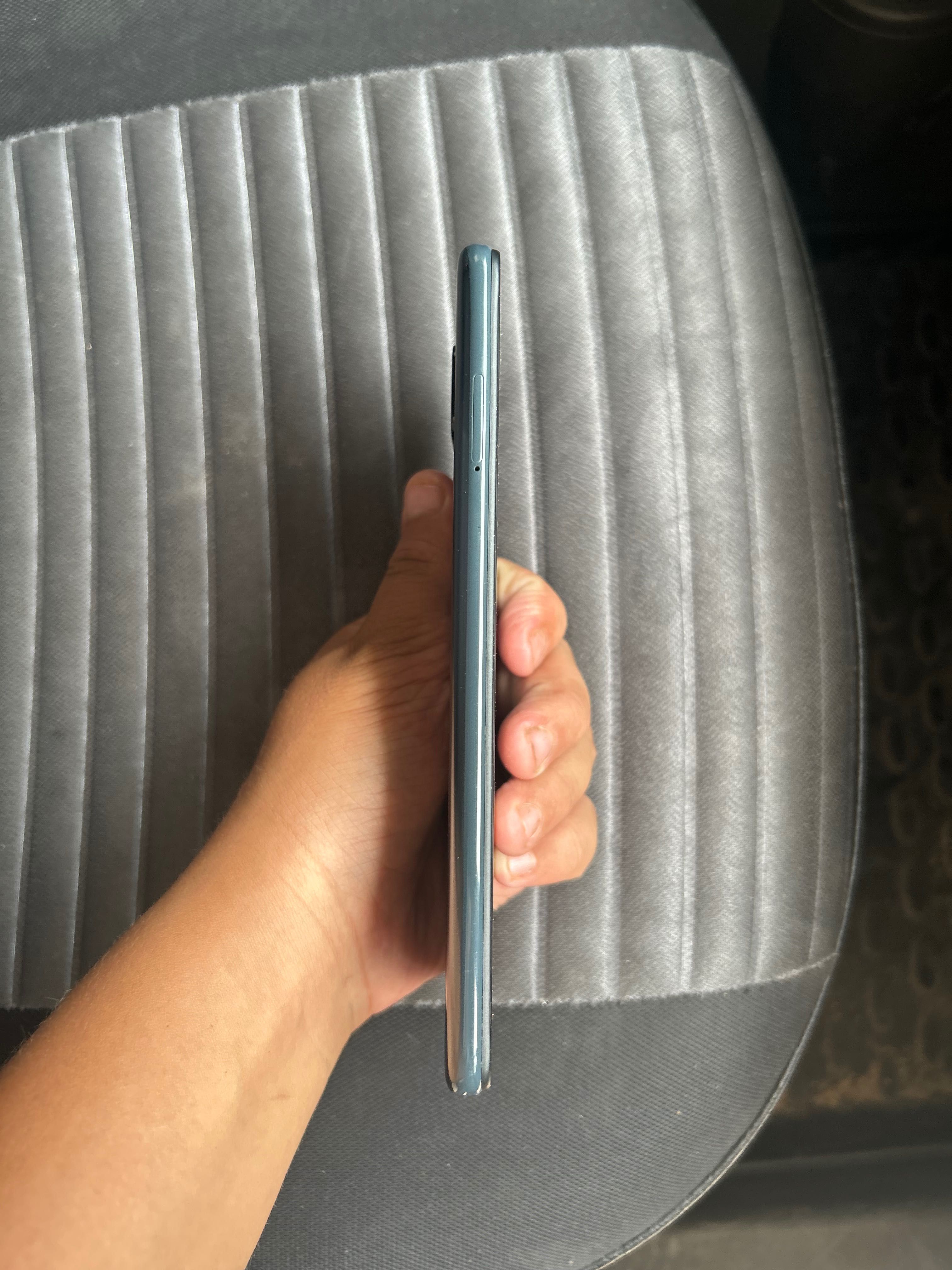 Продаю Xiaomi Redmi note 9