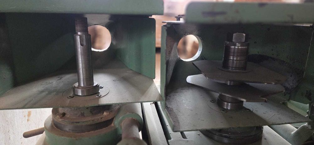 Masina de frezat FESTO cu circular si doua freze