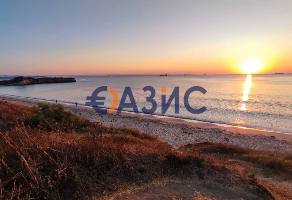 Продава се Тристаен апартамент в Бургас, Меден рудник - зона Б - 97 кв.м за 1028 €/кв.м - Снимка #6