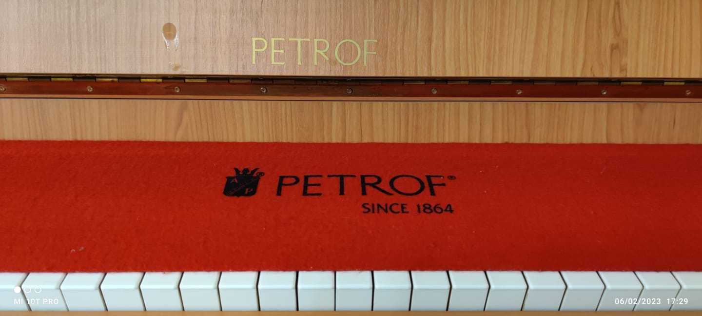 Pianina Petrof impecabila