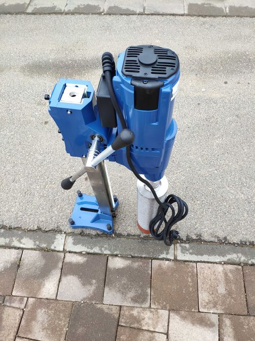 Carota 3650W Beton 2 freze incluse 52+112mm ,cheie 41 pompa Colector