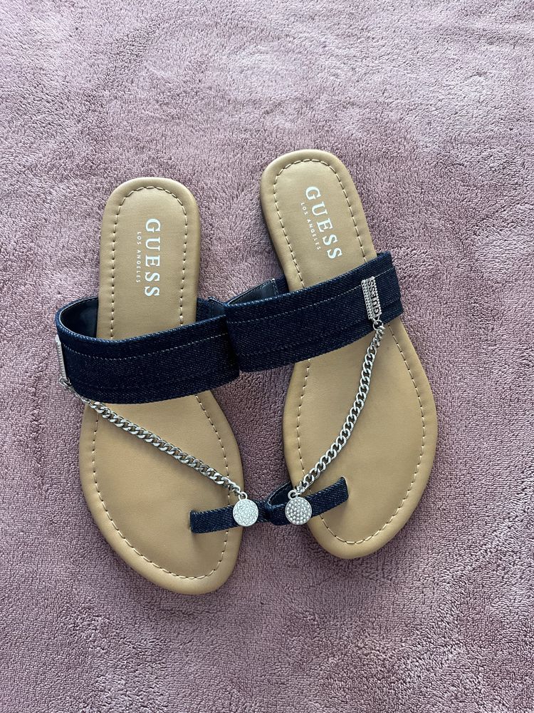 Дамски чехли Guess