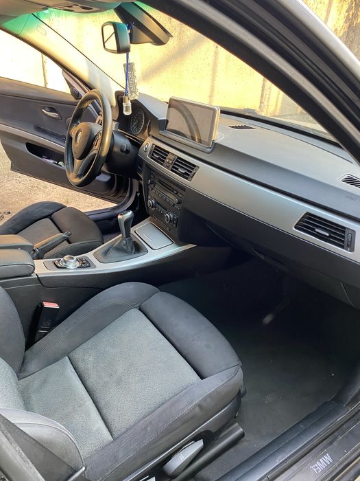 Bmw e90 320d 163cp distributie in fata
