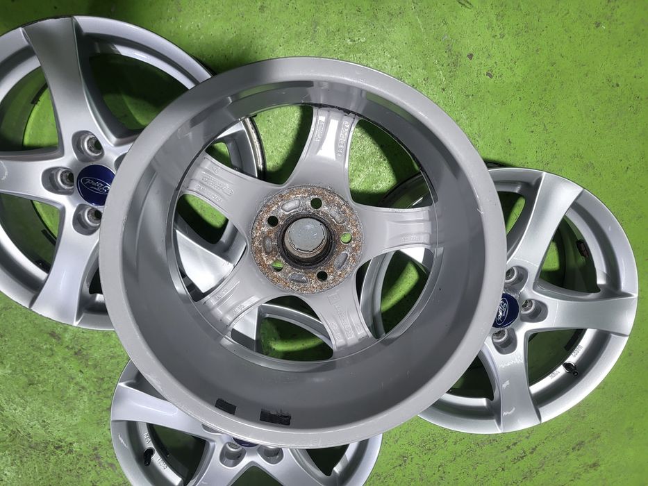 16 5x108 Ford лети джанти 5х108 форд