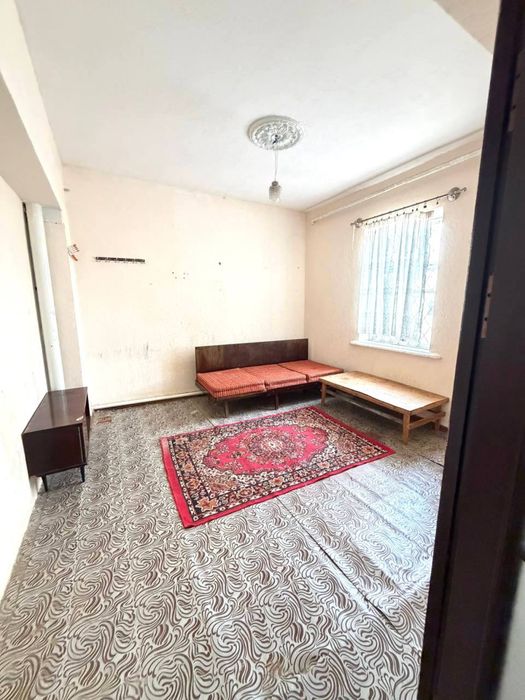 Срочно здаеться в Аренду участок 5-комнатная в районе Азочик