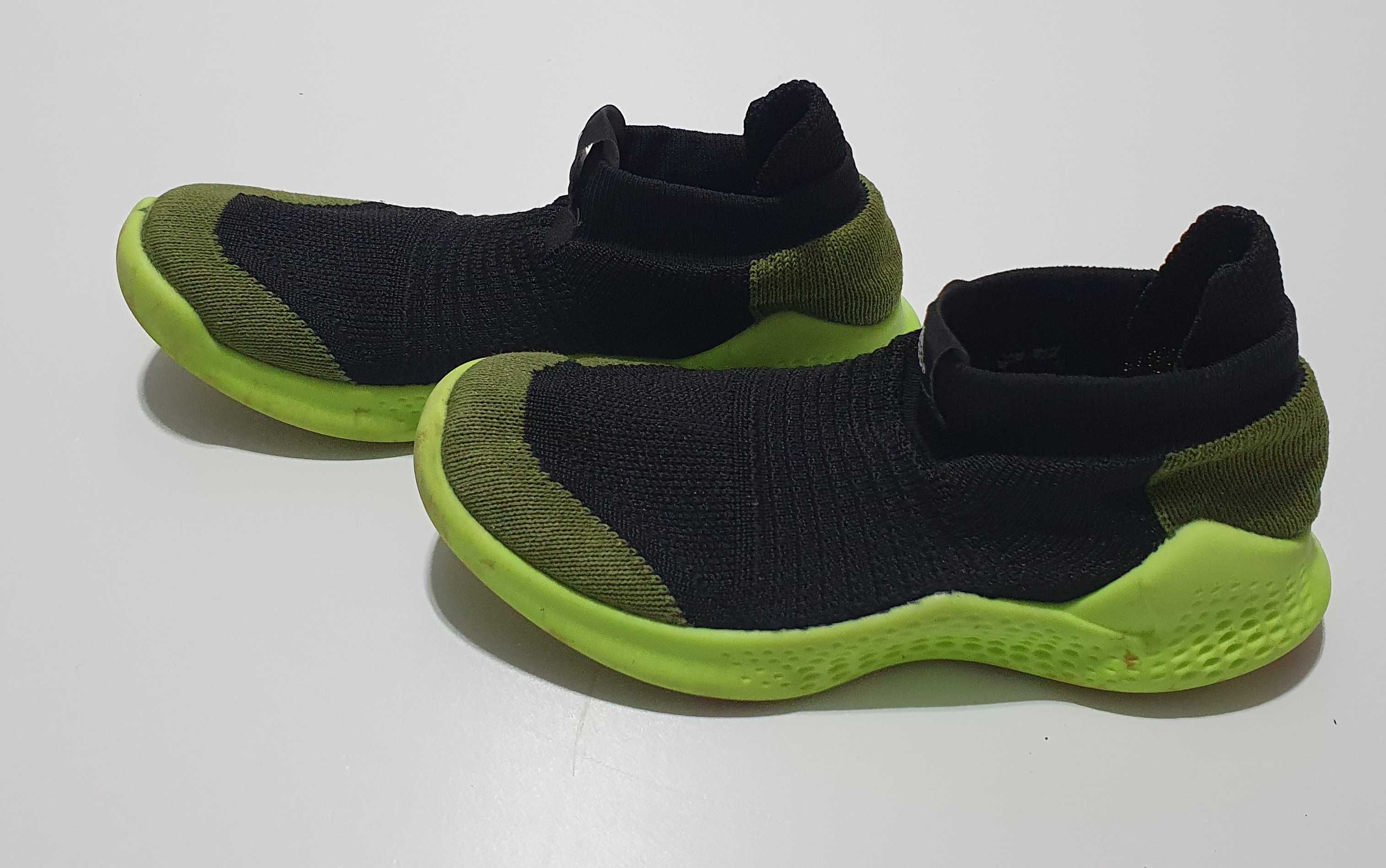 Adidasi Adidas Run Black/Green Pure Runner Infant Trainers marimea 35