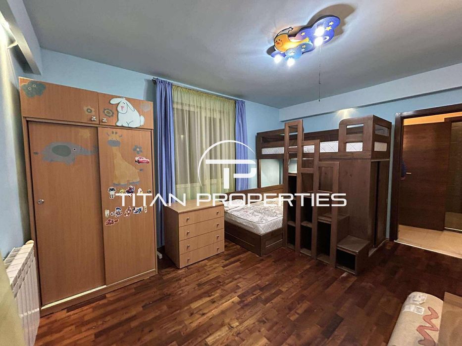 Тристаен апартамент, под наем, кв. Базар Левски