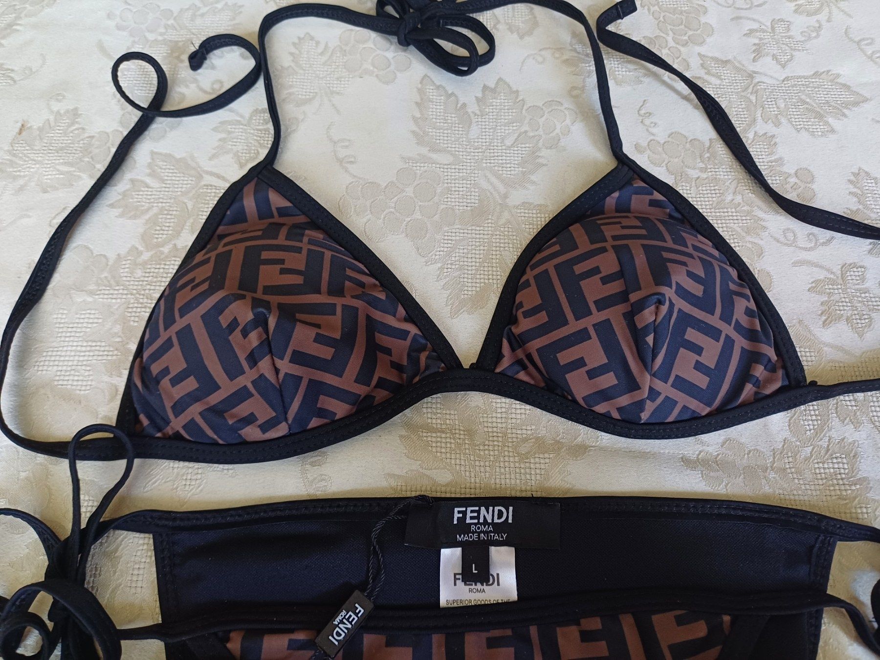 Оригинален бански Fendi