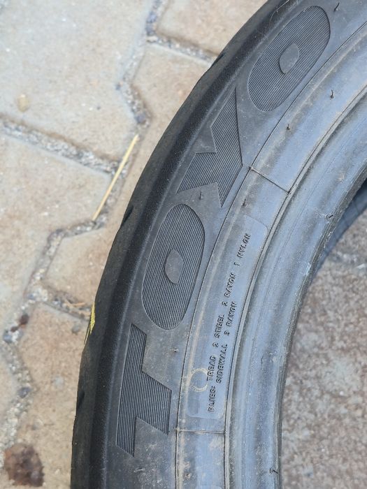 225 45 17 TOYO R888 сликове
