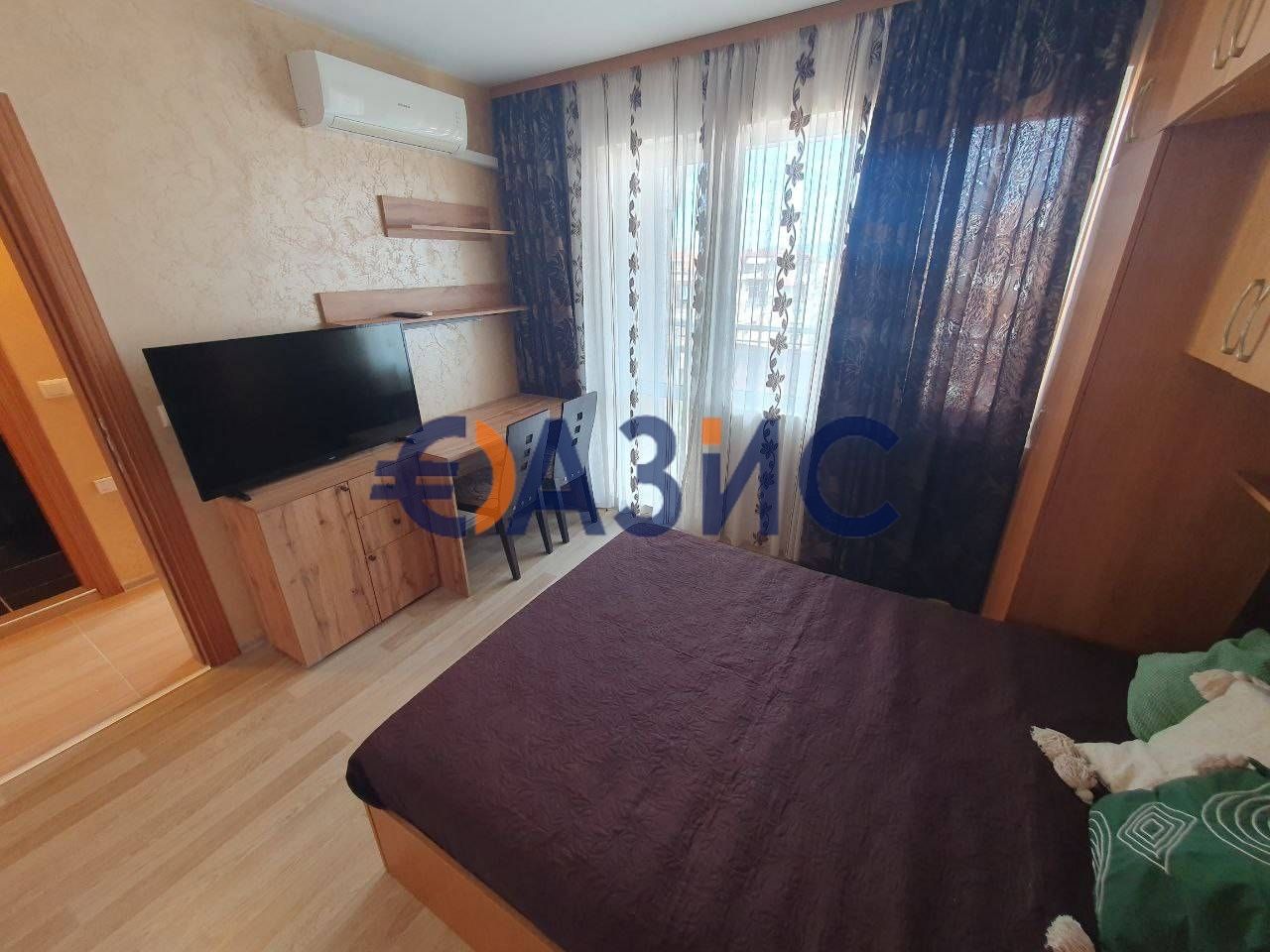 # 33430968 Тристаен апартамент в комплекс Лайфстайл Де Лукс гр.