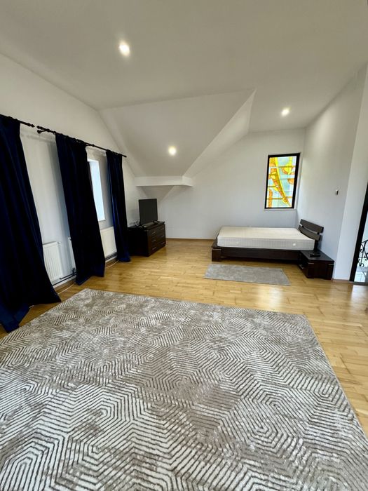 Vand casa 300 mp BREAZA de sus