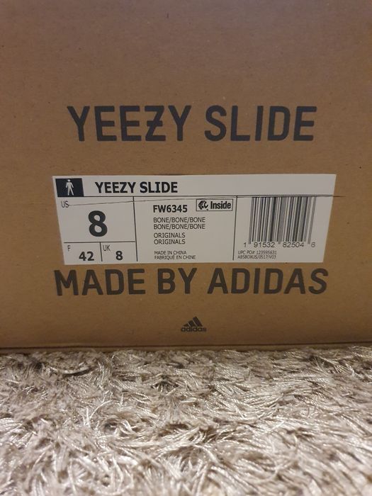 Yezzy slides × adidas