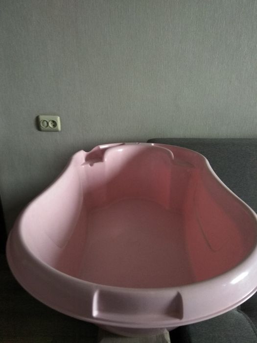 Продам ванночку новая