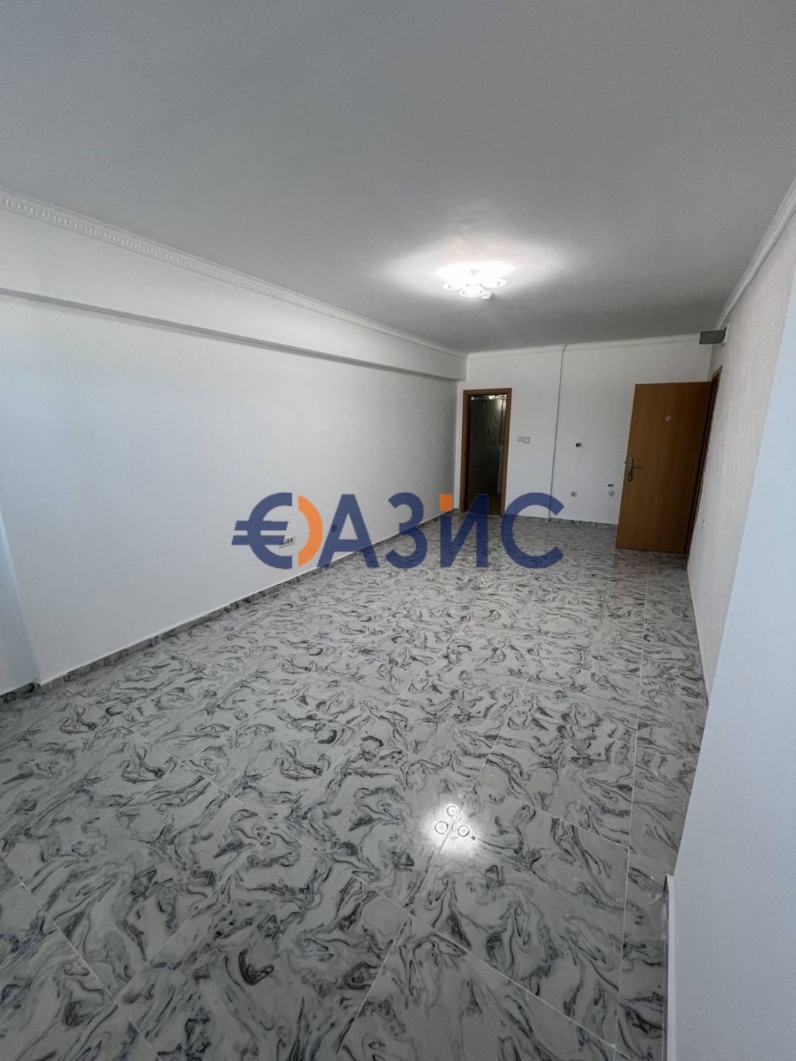Необзаведено студио в комплекс Сол е Мар, 39.47 кв. м., Слънчев бряг,