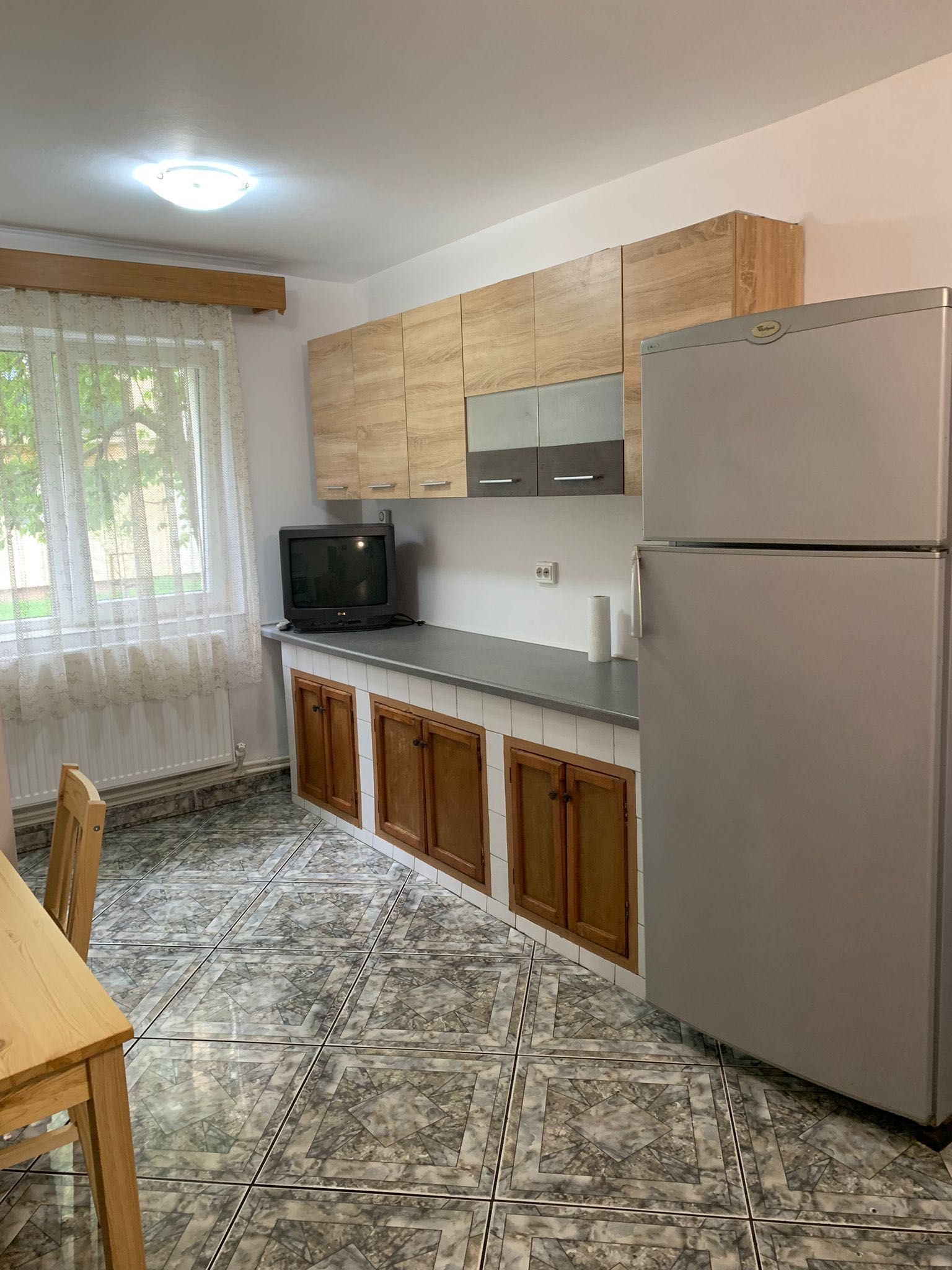 Pf inchiriez Apartament 2 camere zona lama Bistrita