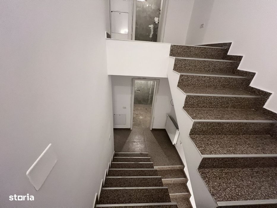 Duplex trifazic  Smart 140 mp utili 157 mp totali 95 mp curte Finaliza