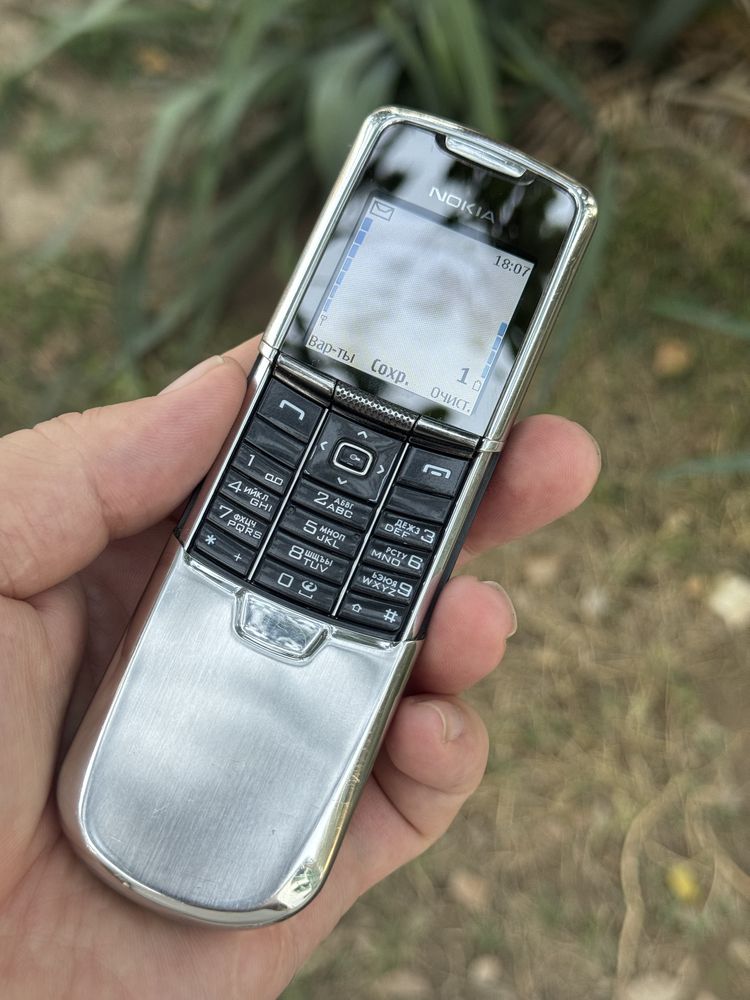 Nokia 8800 classic legend уз имей есть