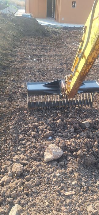 Кофа за багер тип гребло под наем