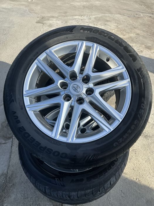 Продаю колесо состояние отлично цена за комплект 400$ одам размер 20