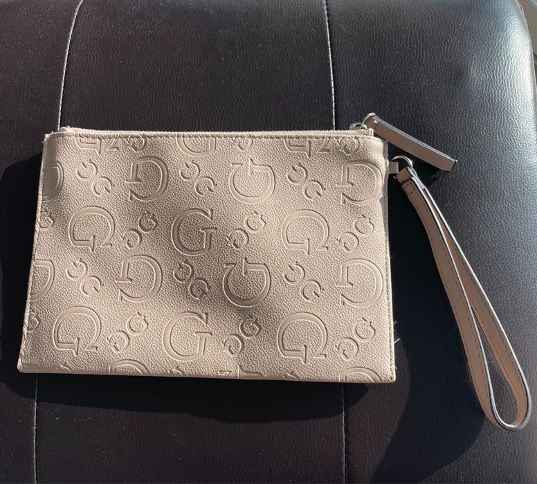 NOU Plic Guess, bej.