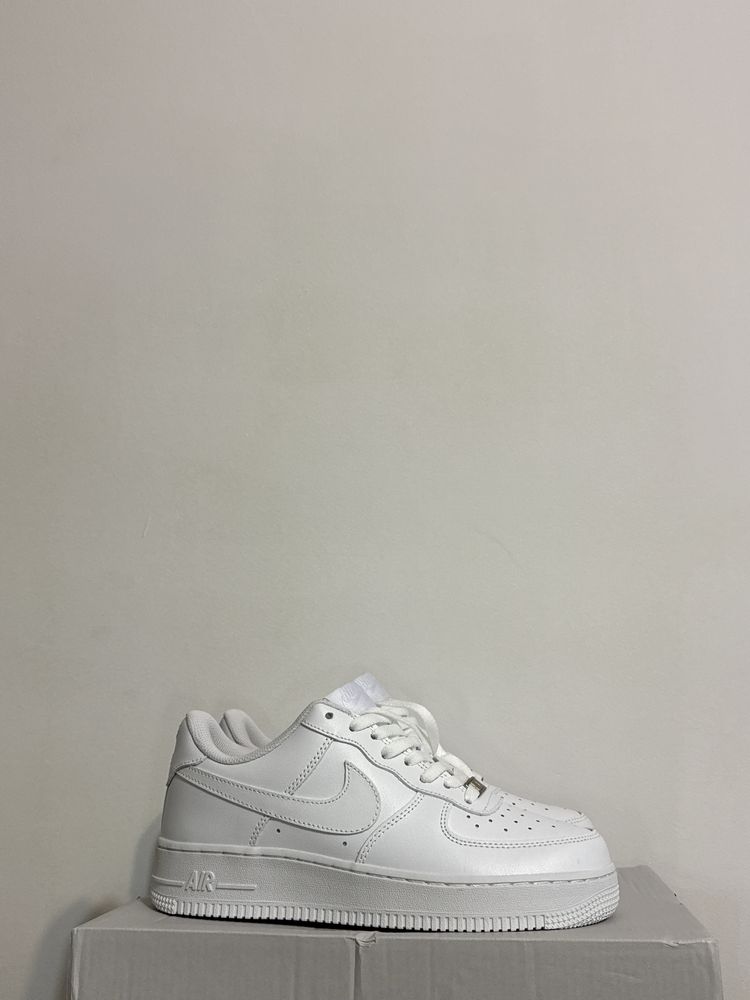Adidasi Nike air force 1 Triple White 40-44