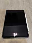 Ipad air 5th generation 64GB si Apple Pencil 2