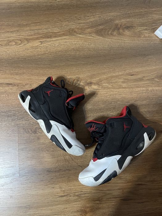 Adidasi Jordan in stare buna