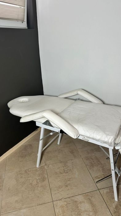 Кушетка за масаж и педикюр  2 в 1