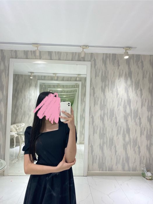 Продам черное платье.