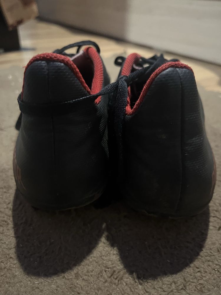 Калеври Adidas     Predator