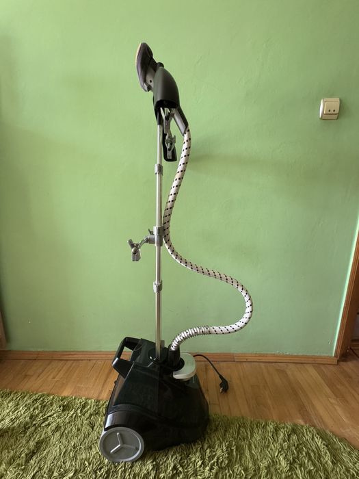 Aparat de calcat vertical