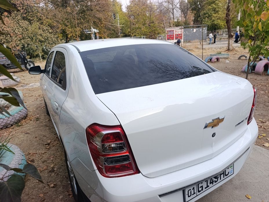 Продаётся автомобиль cobalt