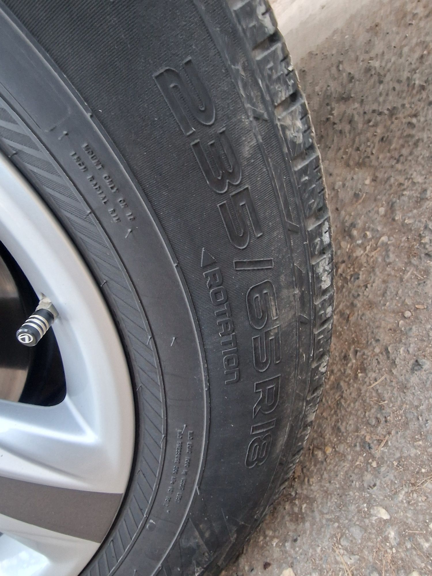 Лети джанти с зимни гуми NOKIAN 235/65/18 за Lexus RX