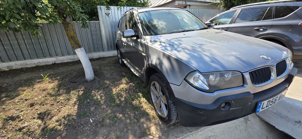 BMW X3 volan dreapta Anglia