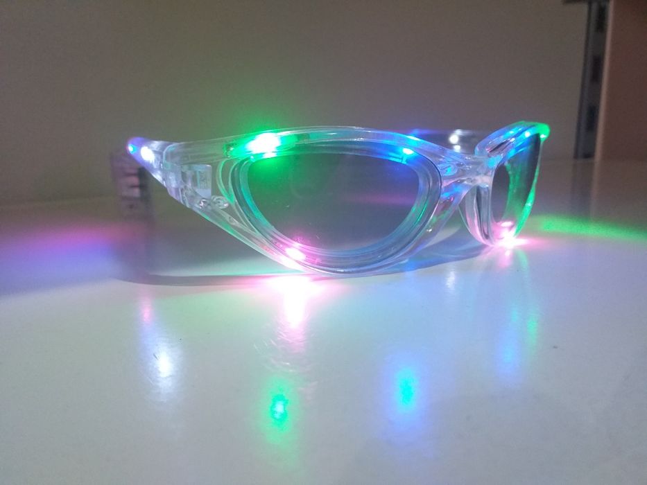 Ochelari led de sărbătoare