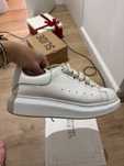 Alexander McQueen
leather sneakers marimea 38,5