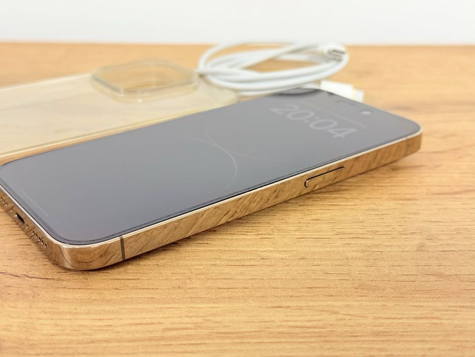iPhone 14 Pro 1 TB перфектен
