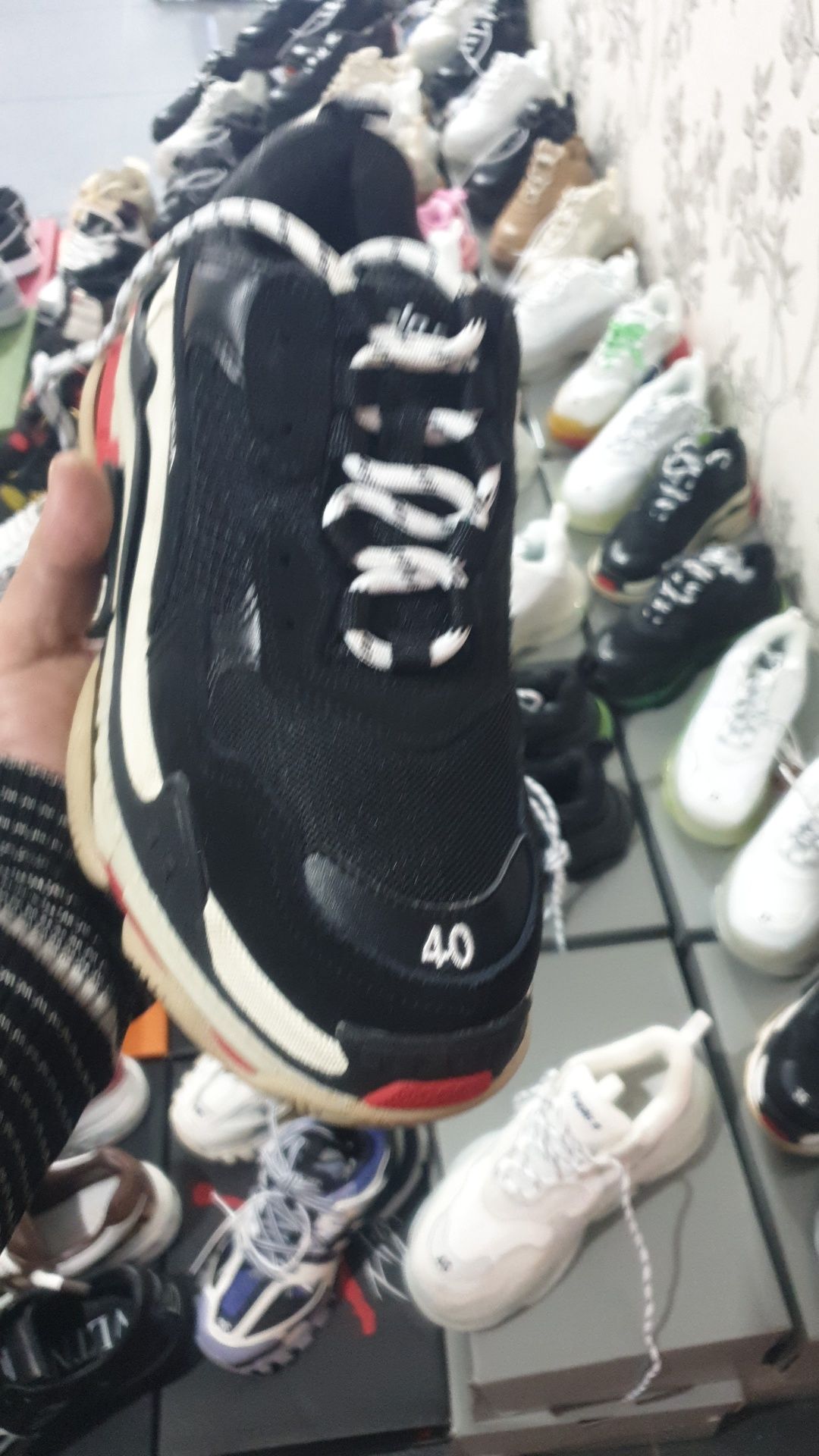Adidași mixt model
