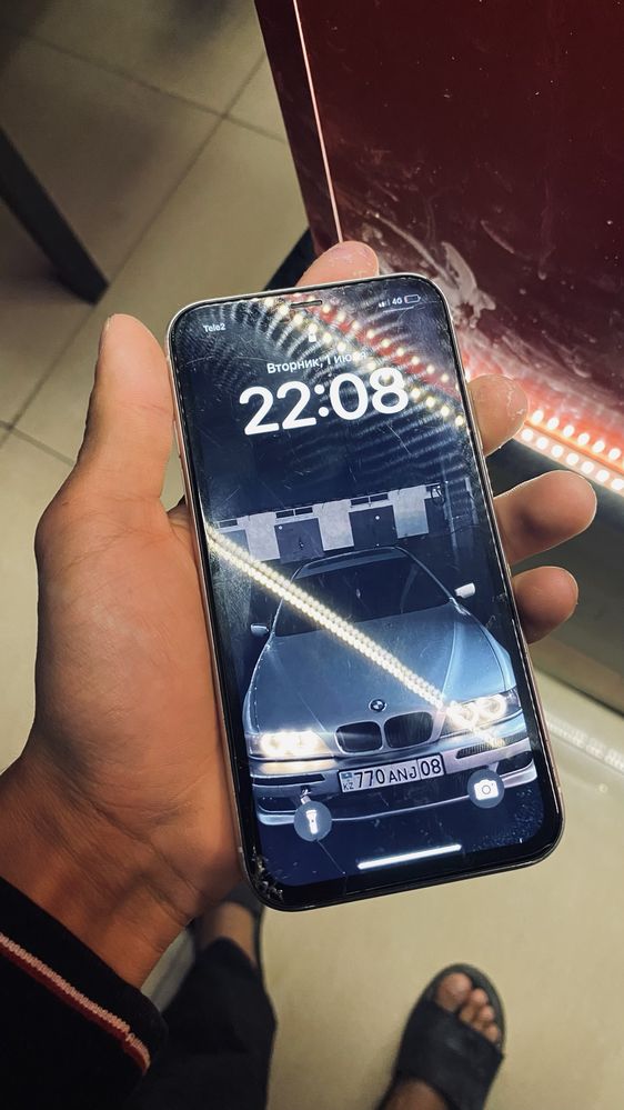 Iphone XR/64Gb.