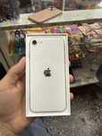 Продам iPhone SE 2022 года