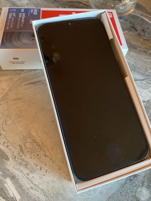 Xiaomi Redmi 15C чисто нов