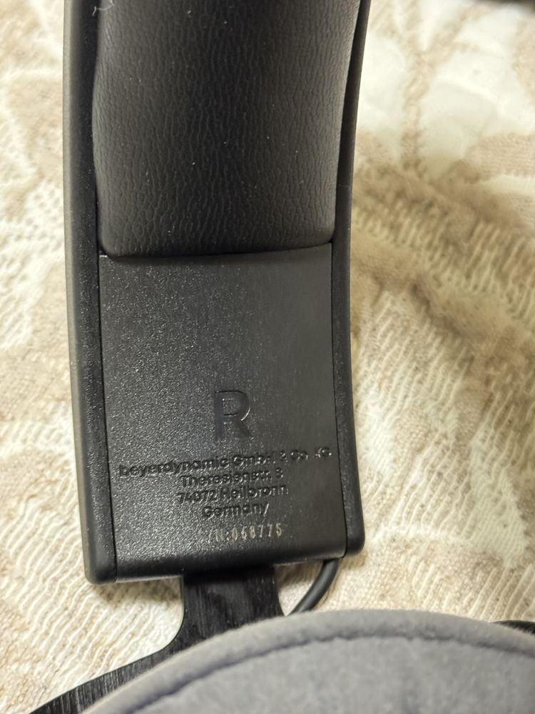 Наушники Beyerdynamic DT 700 PRO X серый
