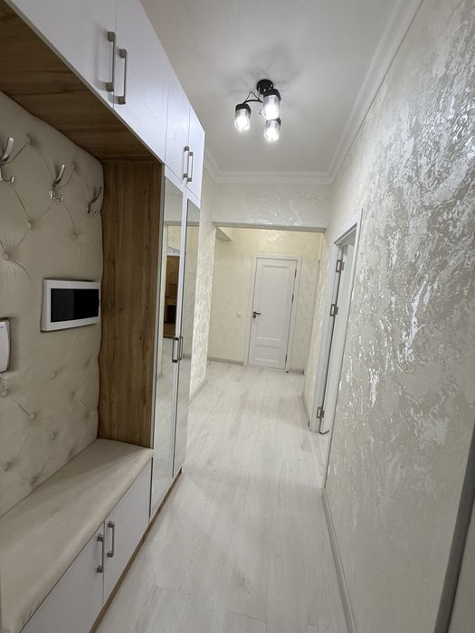 Orikzor residencedan 3 xonali novostroyka uy arendaga beriladi