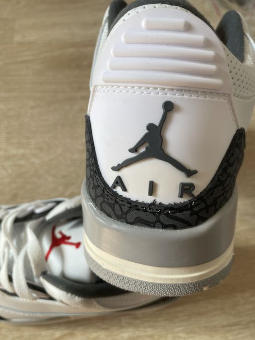 Jordan 3 retro og marimea 40