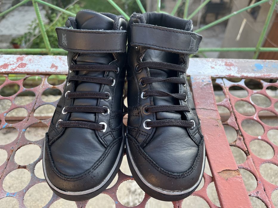 Кецове Nike Jordan и Lonsdale