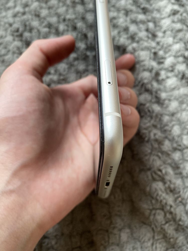 Iphone 11 с гаранция