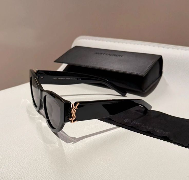 Дамски очила Yves Sa.i.n.t Laurent